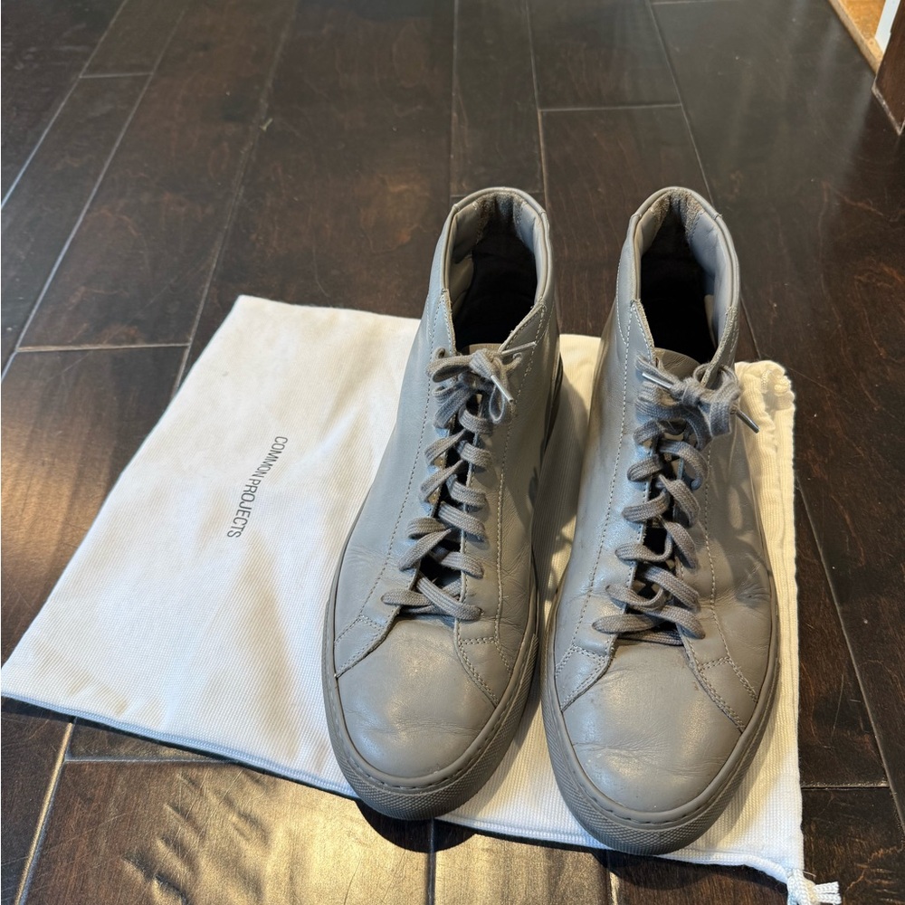 Common Projects Achilles Mid in Grey size 44.